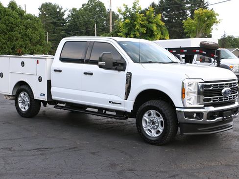 Used 2025 Ford F250 XLT w/ FX4 Off-Road Package AWD/4WD image 7