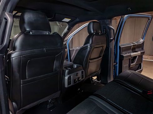 Used 2019 Ford F150 Raptor w/ Equipment Group 801A Mid image 22