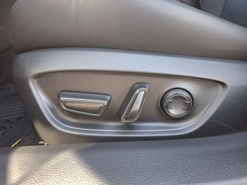 New 2026 Toyota Prius Plug-In Hybrid image 13