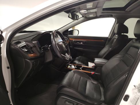 Used 2022 Honda CR-V Touring image 10