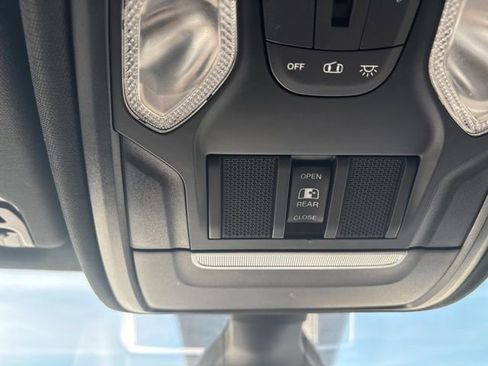 Used 2020 RAM 1500 Big Horn image 18