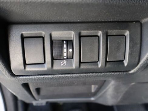 Used 2022 Subaru Outback Premium image 18