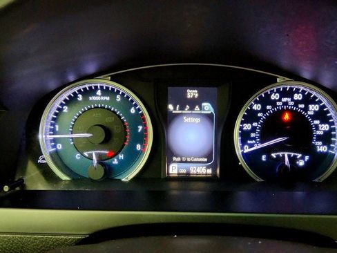 Used 2015 Toyota Camry LE FWD image 14