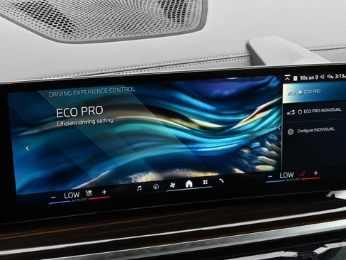 Certified 2025 BMW X5 xDrive40i w/ Climate Comfort Package image 33