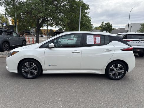 Used 2019 Nissan Leaf SV FWD image 5