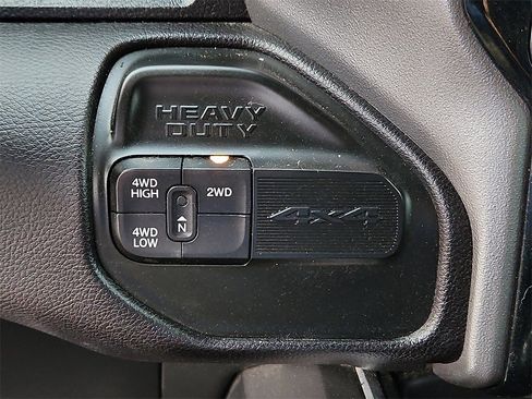 Used 2022 RAM 3500 Laramie w/ Night Edition image 28