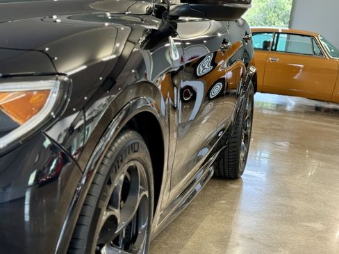 Used 2018 Alfa Romeo Stelvio Quadrifoglio w/ Driver Assist Dynamic Package image 35