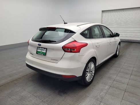 Used 2018 Ford Focus Titanium w/ Titanium Technology Package image 9