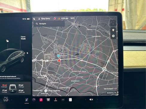 Used 2018 Tesla Model 3 Long Range RWD image 26