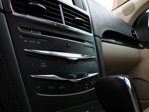 Used 2015 Lincoln MKT AWD w/ Equipment Group 201A image 31