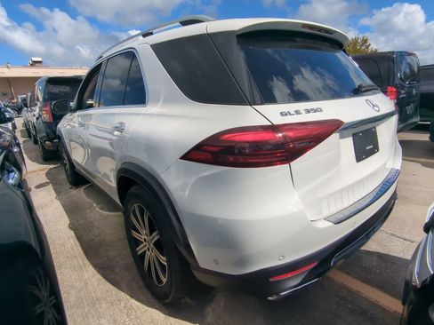 Used 2025 Mercedes-Benz GLE 350 4MATIC image 19