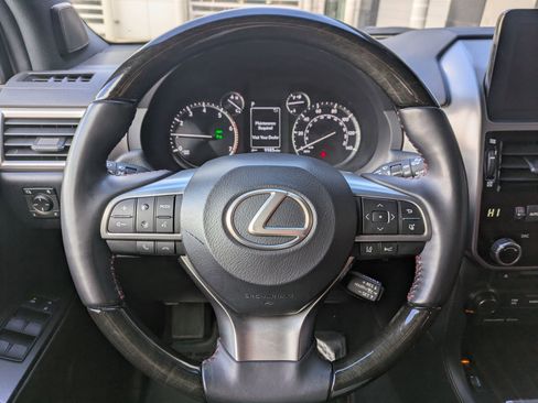 Used 2023 Lexus GX 460 Premium image 12