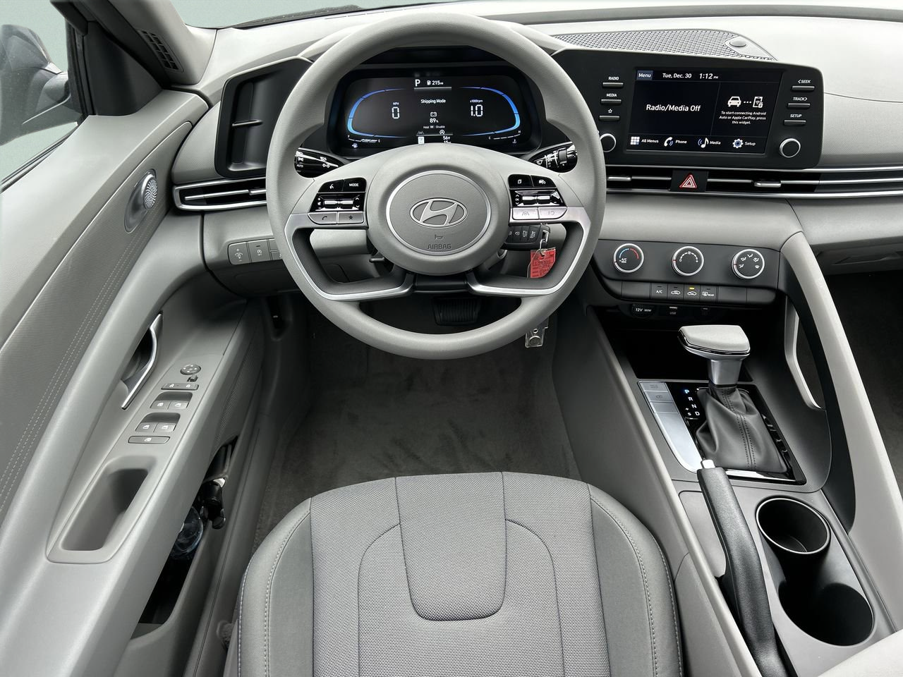 New 2026 Hyundai Elantra SEL Sport Premium FWD image 3