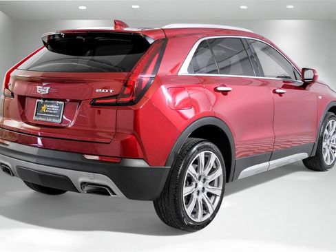 Used 2019 Cadillac XT4 Premium Luxury image 9