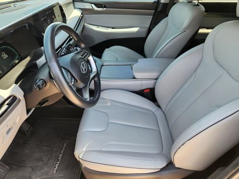 Used 2024 Hyundai Palisade SEL FWD image 14