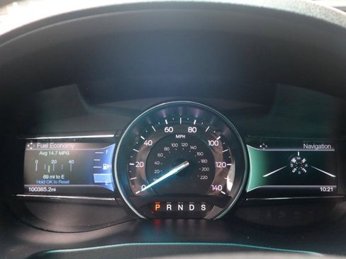 Used 2017 Ford Explorer XLT w/ Equipment Group 201A AWD/4WD image 64