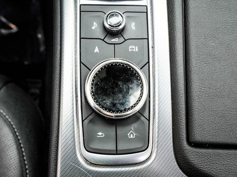 Used 2025 Cadillac CT5 Premium Luxury RWD image 19