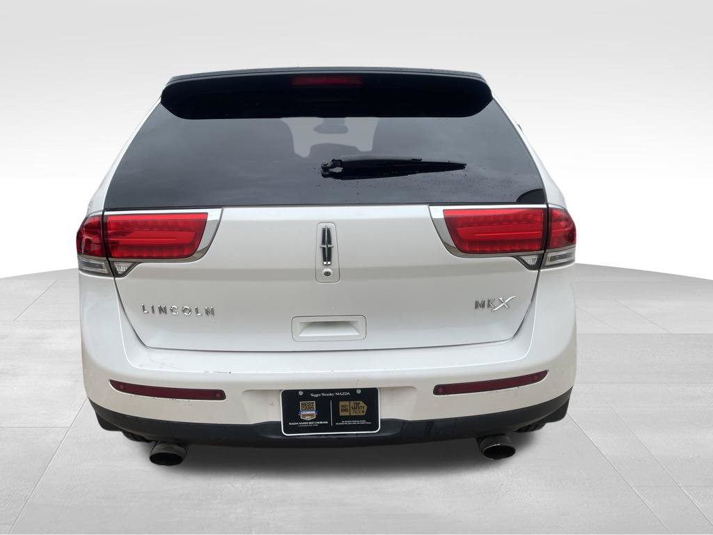 Used 2015 Lincoln MKX FWD w/ Equipment Group 102A image 6