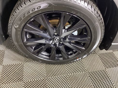 Used 2024 MAZDA CX-5 Carbon Edition image 7