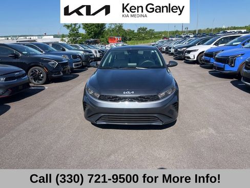 Certified 2023 Kia Forte LXS w/ LXS Technology Package FWD image 3