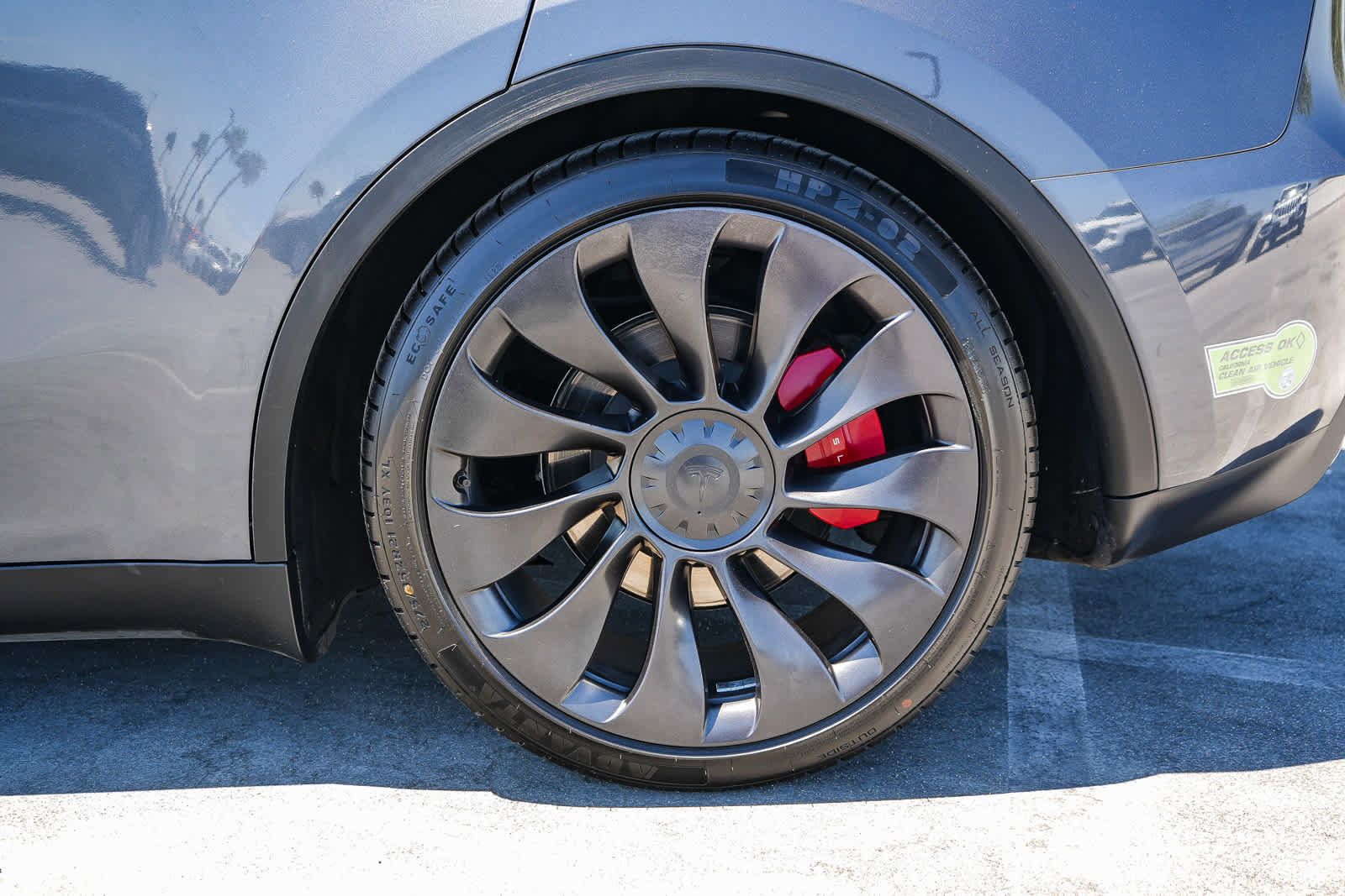 Used 2023 Tesla Model Y Performance AWD/4WD image 11