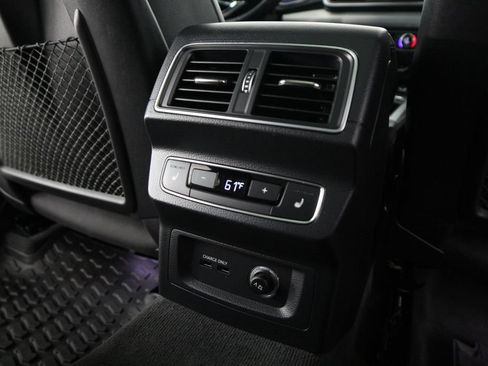 Used 2019 Audi SQ5 Premium Plus w/ Premium Plus Package AWD/4WD image 51