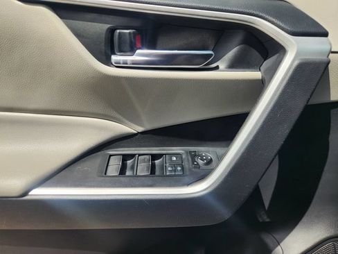 Certified 2022 Toyota RAV4 XLE Premium FWD image 22