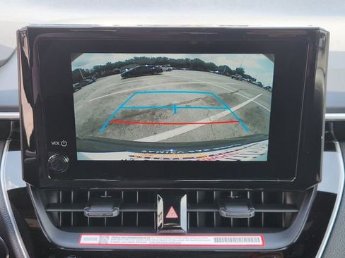 Used 2026 Toyota Corolla SE FWD image 17