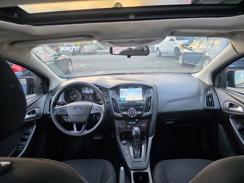 Used 2017 Ford Focus SEL w/ Cold Weather Package image 16