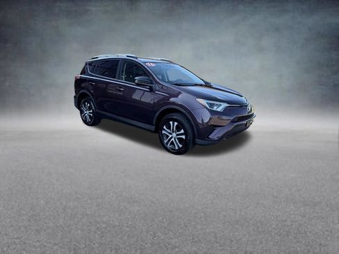 Used 2016 Toyota RAV4 LE AWD/4WD image 9
