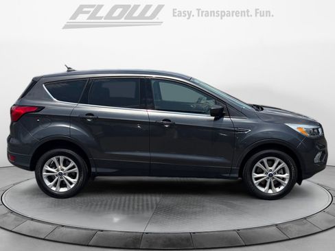 Used 2019 Ford Escape SE AWD/4WD image 10