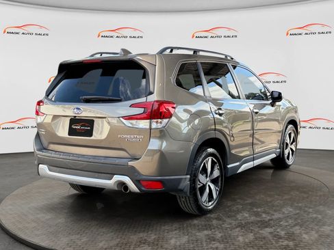 Used 2019 Subaru Forester Touring AWD/4WD image 10