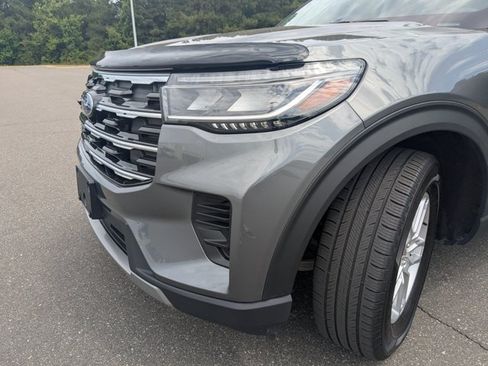 Certified 2025 Ford Explorer Active AWD/4WD image 4