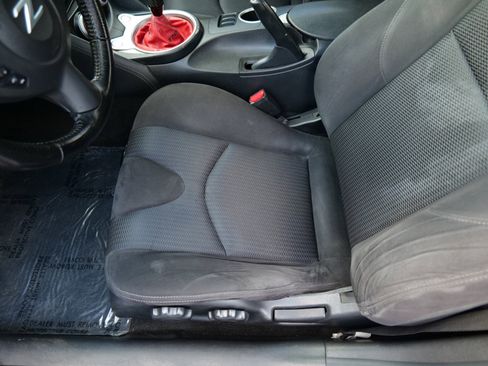 Used 2017 Nissan 370Z Coupe image 17