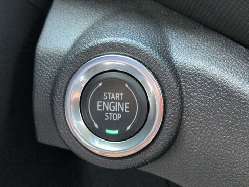 Used 2021 Chevrolet TrailBlazer LT w/ Convenience Package FWD image 19