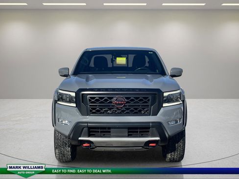 Used 2023 Nissan Frontier PRO-4X w/ Technology Package AWD/4WD image 8