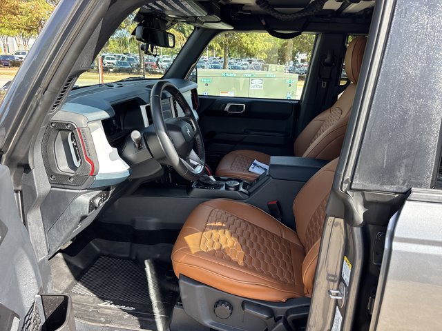 Used 2025 Ford Bronco Heritage Edition AWD/4WD image 18