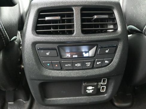 Used 2023 Honda Passport Elite image 12