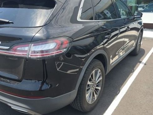 Used 2023 Lincoln Nautilus AWD w/ Premium Package image 6