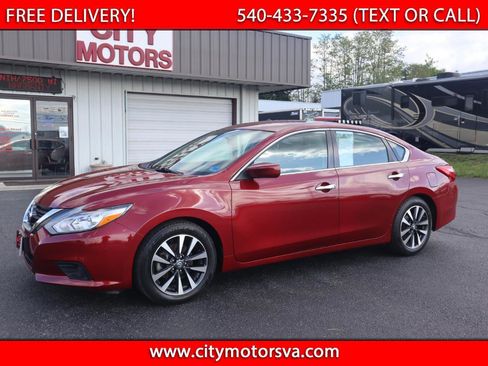 Used 2016 Nissan Altima 2.5 SV FWD image 1