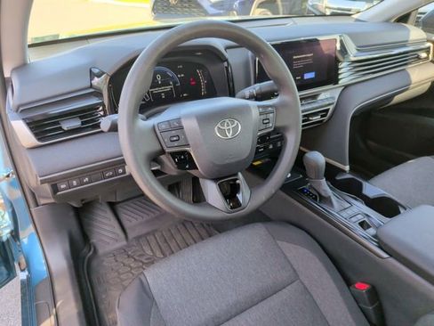 Used 2026 Toyota Camry LE FWD image 14