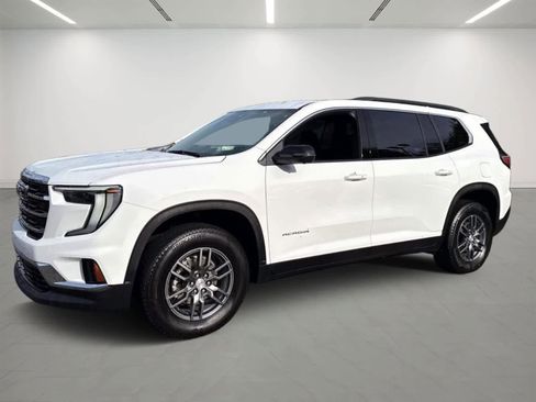 Used 2025 GMC Acadia Elevation image 1