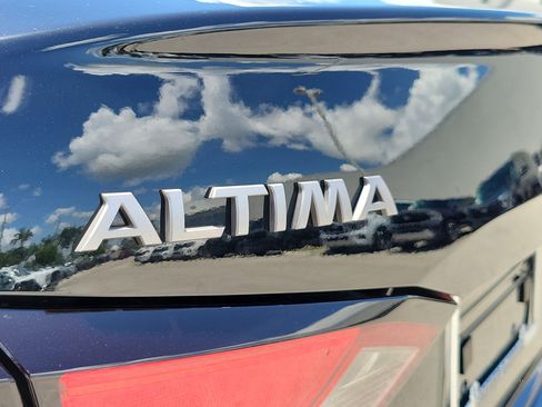 Certified 2025 Nissan Altima 2.5 S FWD image 29