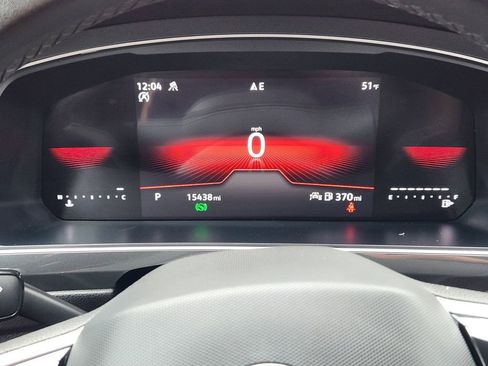 Certified 2024 Volkswagen Tiguan SE R-Line image 19