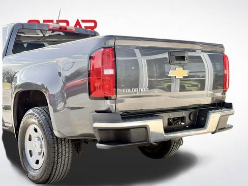 Used 2017 Chevrolet Colorado W/T w/ WT Convenience Package image 5