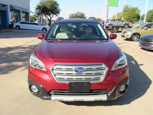 Used 2016 Subaru Outback 2.5i Limited image 2