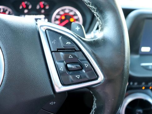 Used 2018 Chevrolet Camaro LT w/ RS Package image 28