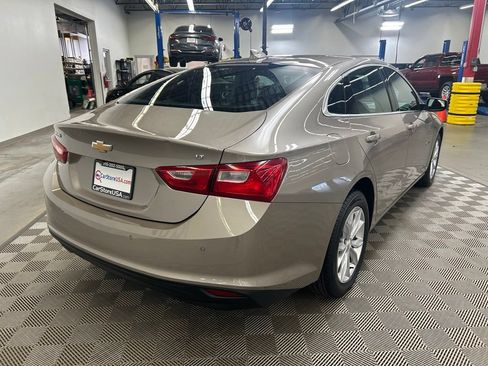Used 2024 Chevrolet Malibu LT FWD image 11