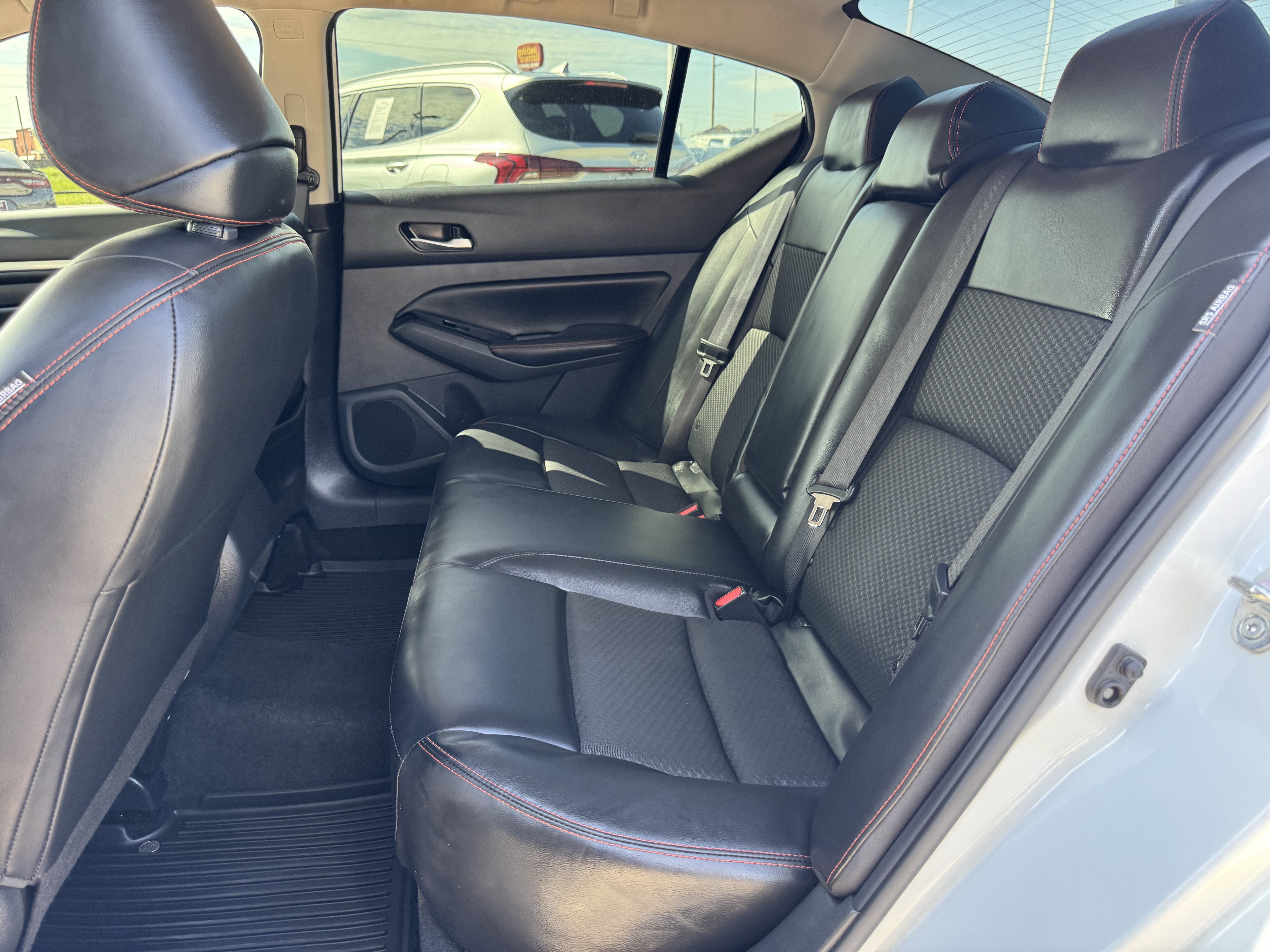 Used 2024 Nissan Altima 2.5 SR FWD image 24
