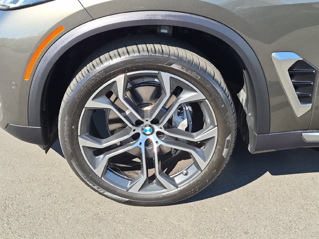 Certified 2026 BMW X5 sDrive40i RWD image 33